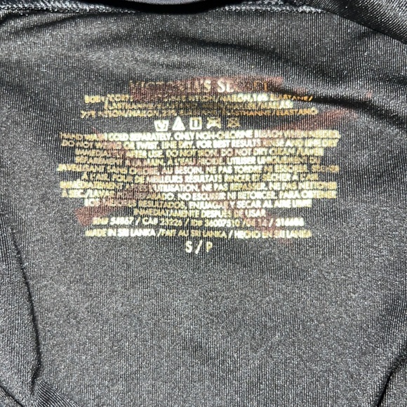 Victorias-Secret-mesh-side-cut-out-one-piece-swimsuit size s/p - Picture 3 of 3